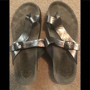 Mephisto Helen silver sandals